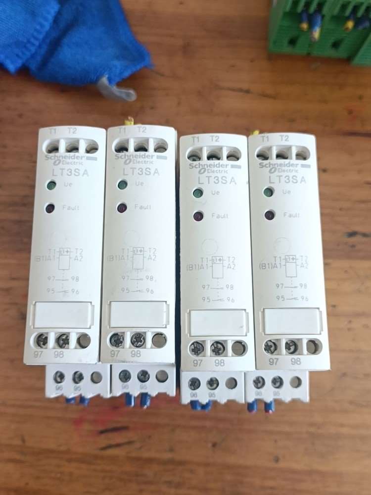 施耐德LT3SA热敏电阻保护继电器LT3SA00ED-议价