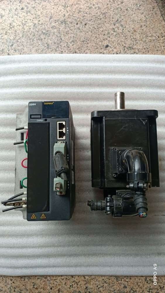 东菱伺服驱动器一套驱动EPS一B2一02D2AA一A000