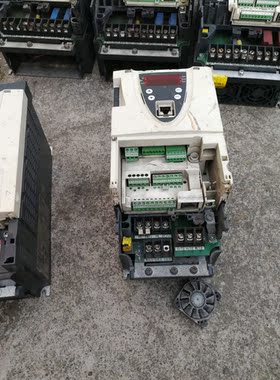 施耐德ATV61HU22N4Z-议价