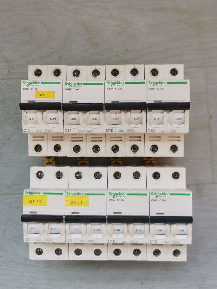 拆机施奈德IC65N2PC10A2PC6-议价