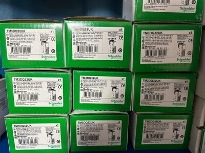 施耐德TM3DQ32UK 输出输入模块 -议价
