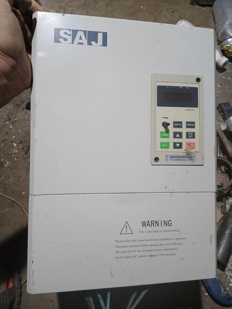 SAJ三晶变频器22Kw8000V022G3拆机一台成