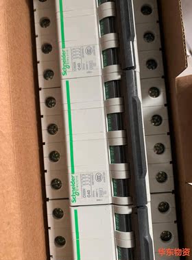 施耐德断路器4P40A 17920 C65N