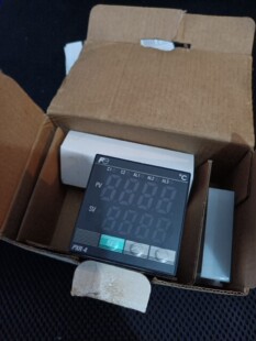 0VM003个PX 议价 PXR4TCY1 日本富士温控器