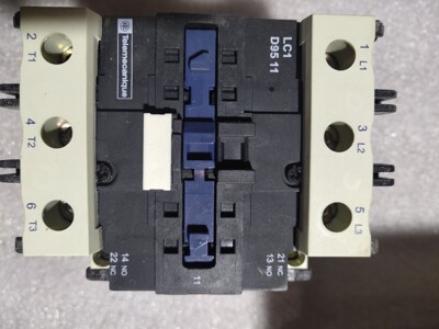 施耐德接触器 LC1-D9511  220V 125A 交流-议价