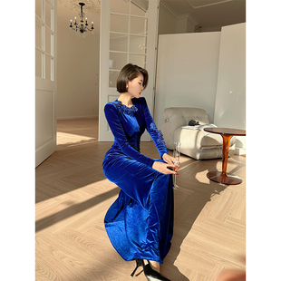 XULU原创轻奢蓝色丝绒高定珠片贴花修身 直角肩复古气质V领连衣裙