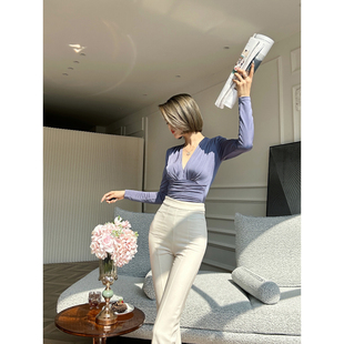 XULU原创纯色冰丝时尚 V领上衣女 简约气质优雅显身材褶皱显瘦长袖