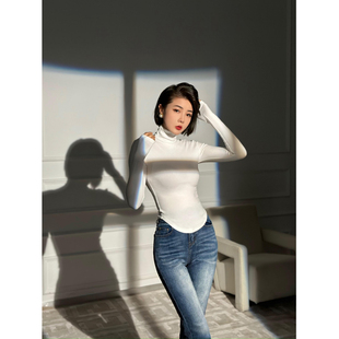 XULU原创慕斯绒休闲气质简约百搭上衣复古高领长袖 圆弧下摆打底衫