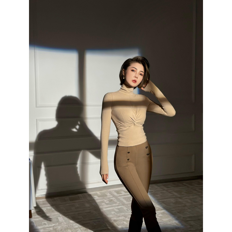 XULU原创慕斯抗菌绒堆堆领上衣纽结修身时尚设计感高领长袖打底衫