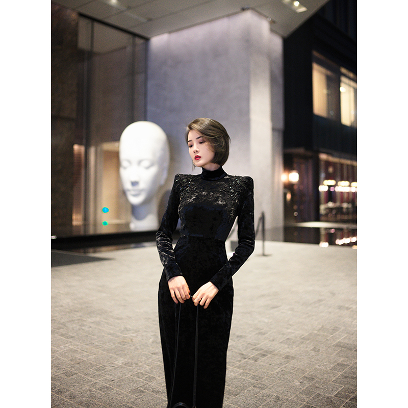 XULU原创丝绒修身连衣裙