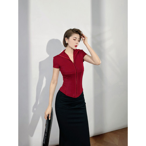 XULU原创轻薄纯色爽肤棉勾扣短袖T恤衬衫简约性感修身收腰上衣