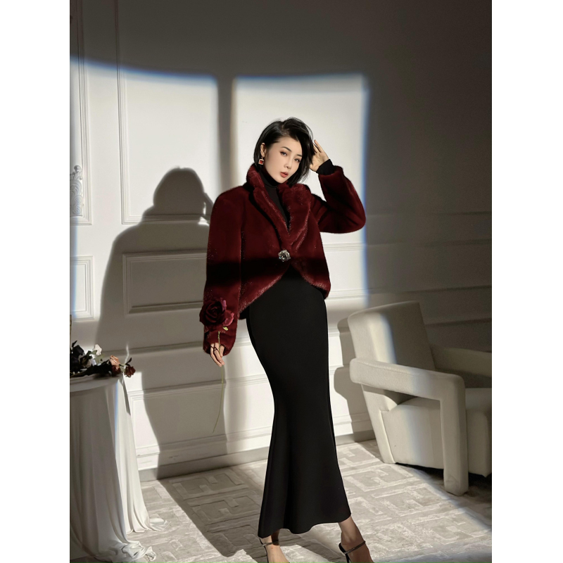 XULU原创冬款轻奢环保毛安哥拉红高级感时尚名媛百搭短款毛毛外套