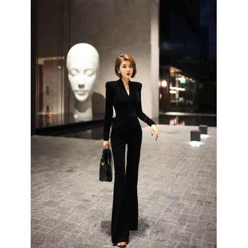 XULU原创纯色V领时尚套装