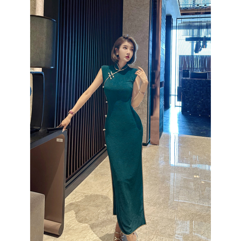 显瘦包臀定染手工盘扣复古旗袍