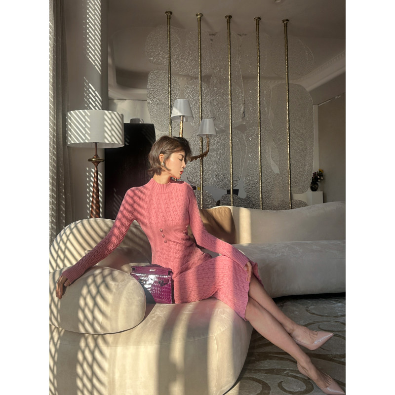 XULU原创粉色法式麻花纹针织毛衣包臀裙气质半高领修身长款连衣裙,女装/女士精品,连衣裙,淘宝优惠券,粉丝福利购,淘宝优惠卷