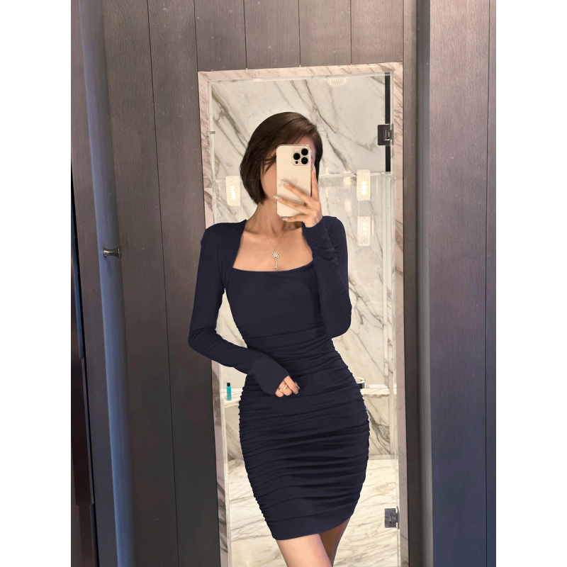 XULU原创初秋气质高弹纯色修身针织包臀裙法式方领长袖褶皱连衣裙