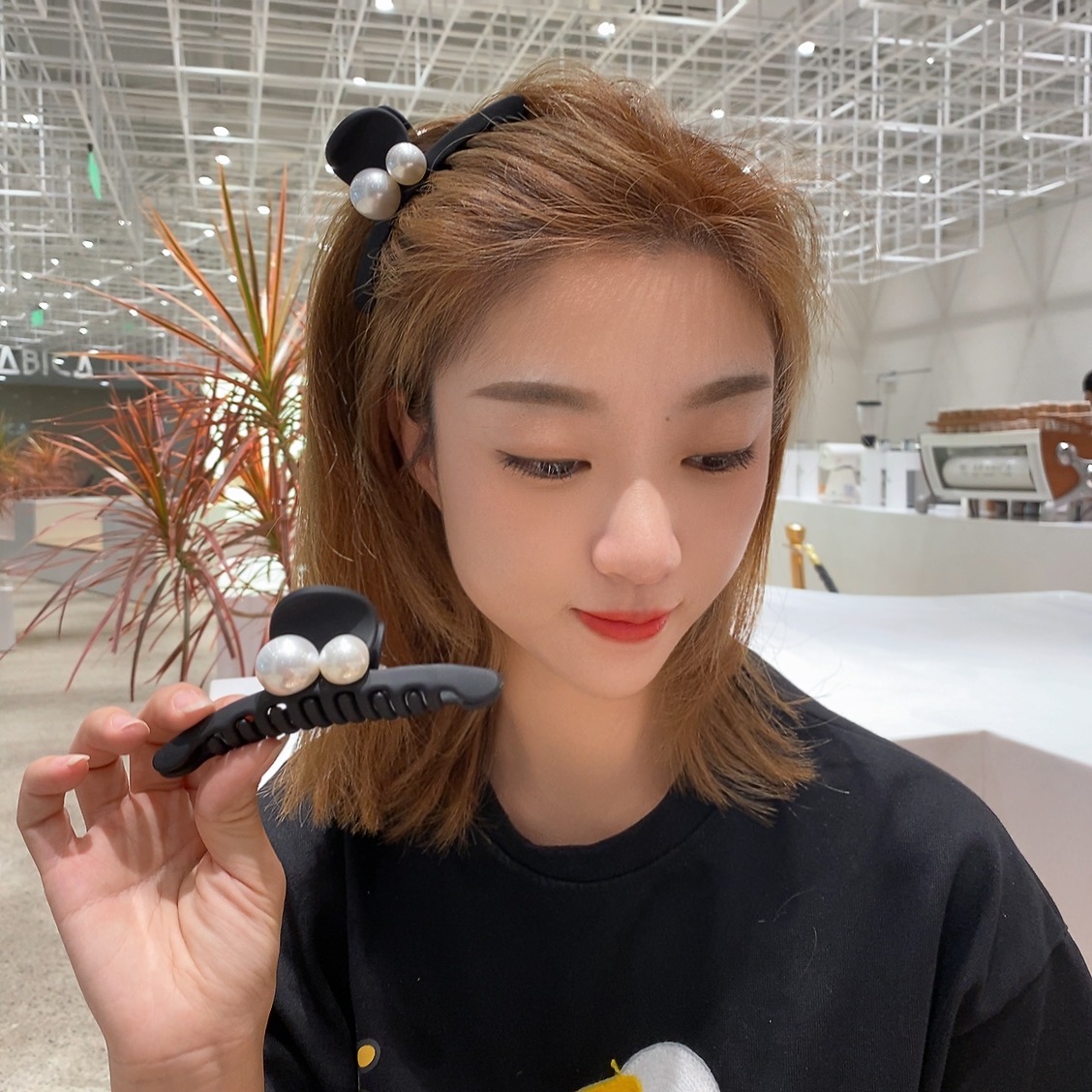 抓夹树脂磨砂简约气质亮珠头饰