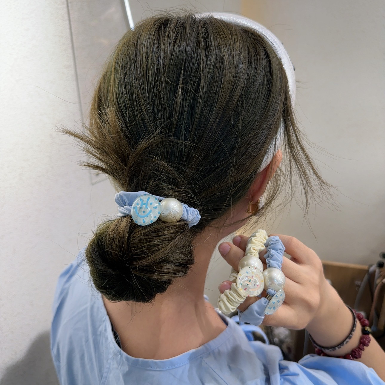 韩国东大门新款可爱笑脸珍珠发圈少女气质小肠圈头绳百搭发绳发饰