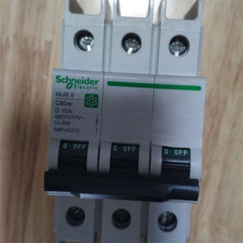 施耐德海事断路器M9F15416 C60H 4P D16A M9F15425