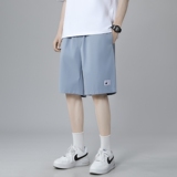 天蓝色