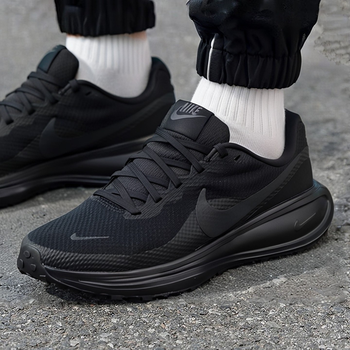 Nike耐克鞋子黑色跑步鞋厚底运动鞋正品年正品男鞋正品网鞋训练鞋