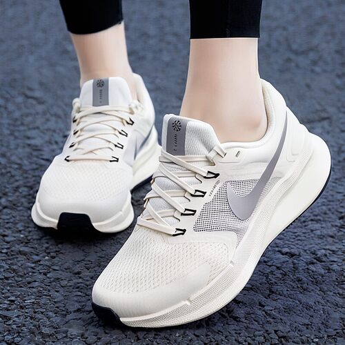 NIKE耐克女鞋新款运动鞋RUN SWIFT 3网面透气休闲鞋减震跑步鞋