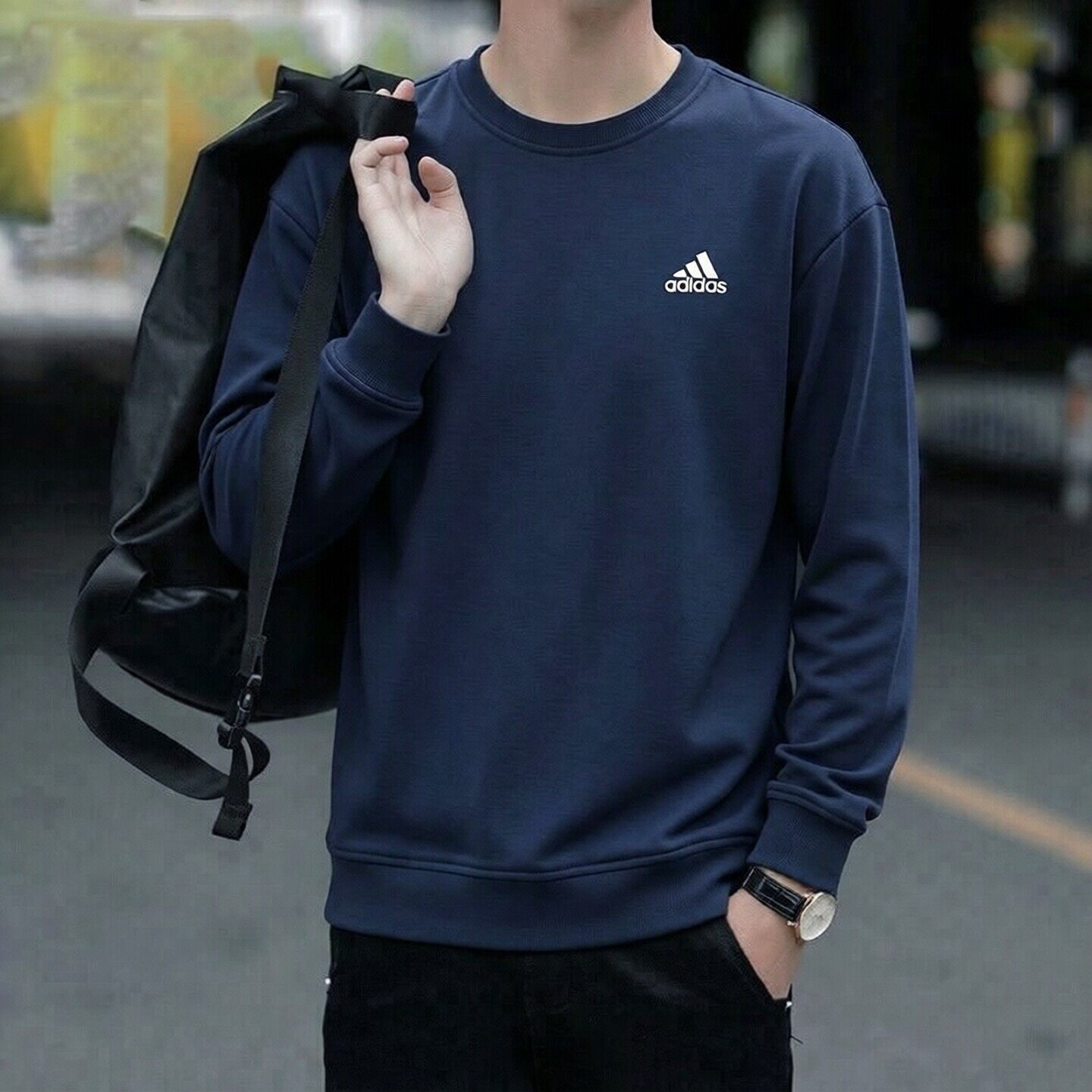 阿迪达斯休闲长袖卫衣男士新款圆领套头衫宽松正品运动服蓝色上衣