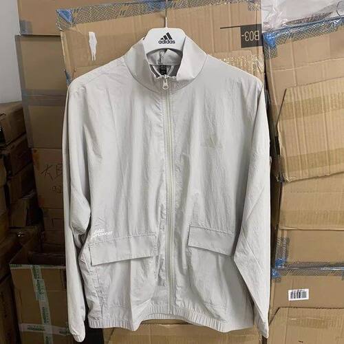 Adidas/阿迪达斯外套男子春季运动上衣休闲连帽夹克KC6008