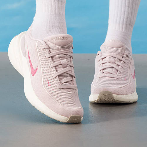 NIKE耐克女鞋粉色休闲鞋春季新款健身训练鞋运动鞋厚底缓震跑步鞋