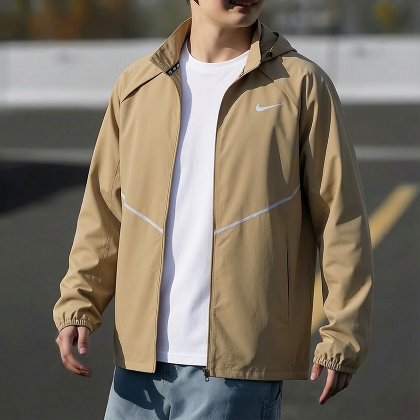 Nike耐克卡其色防晒夹克新款防水外套男子轻薄上衣骑行跑步运动服