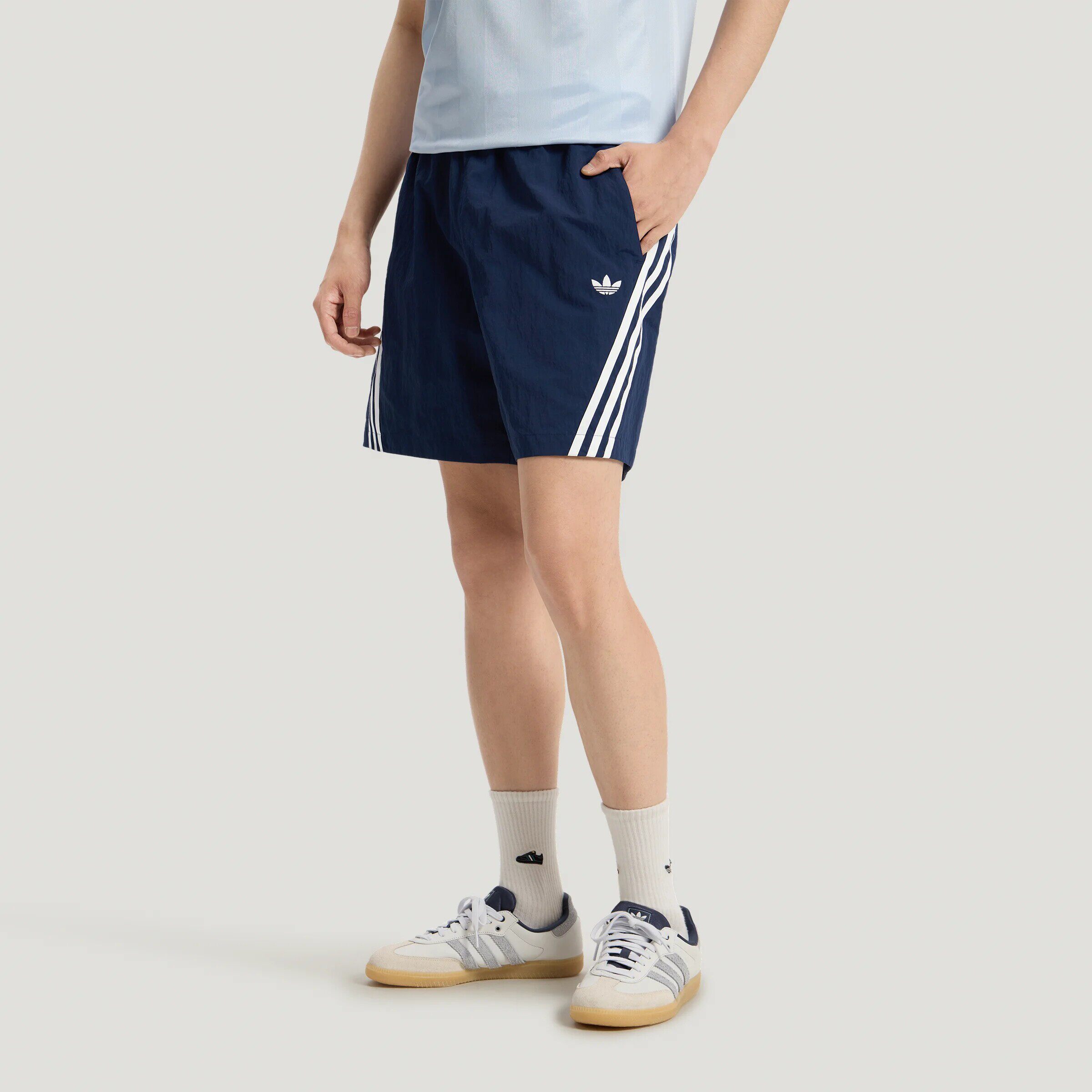 正品Adidas三叶草男装户