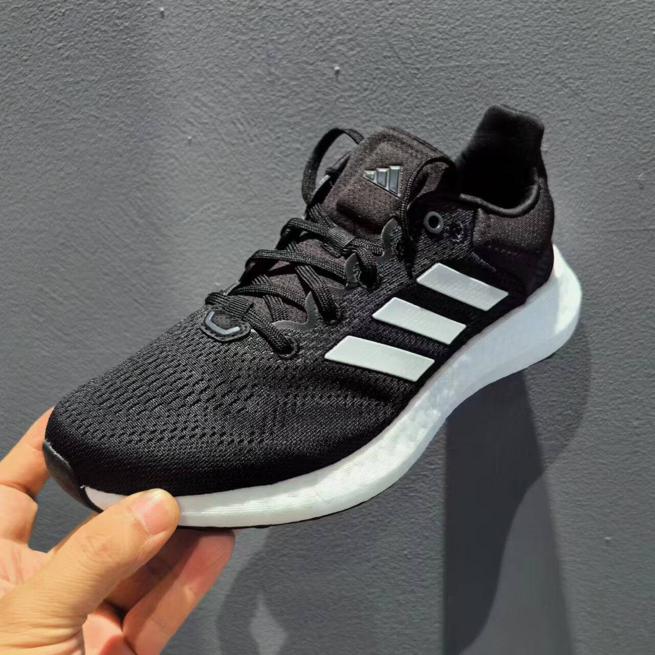 阿迪达斯跑步鞋男新款缓震耐磨黑武士Boost爆米花运动鞋回弹男鞋,运动鞋new,跑步鞋,淘宝优惠券,粉丝福利购,淘宝优惠卷