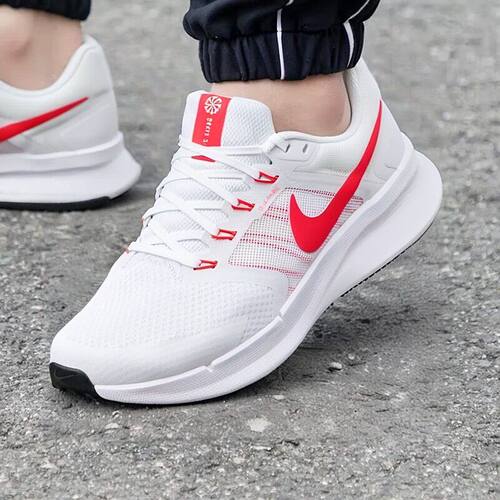 Nike耐克男鞋新款RUNSWIFT3跑步鞋低帮轻便透气健身运动鞋DR2695