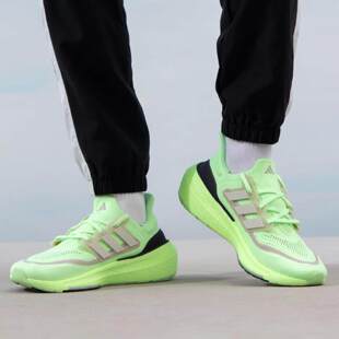 adidas阿迪达斯男鞋运动鞋舒适轻便透气时尚潮流休闲跑步鞋IE3333