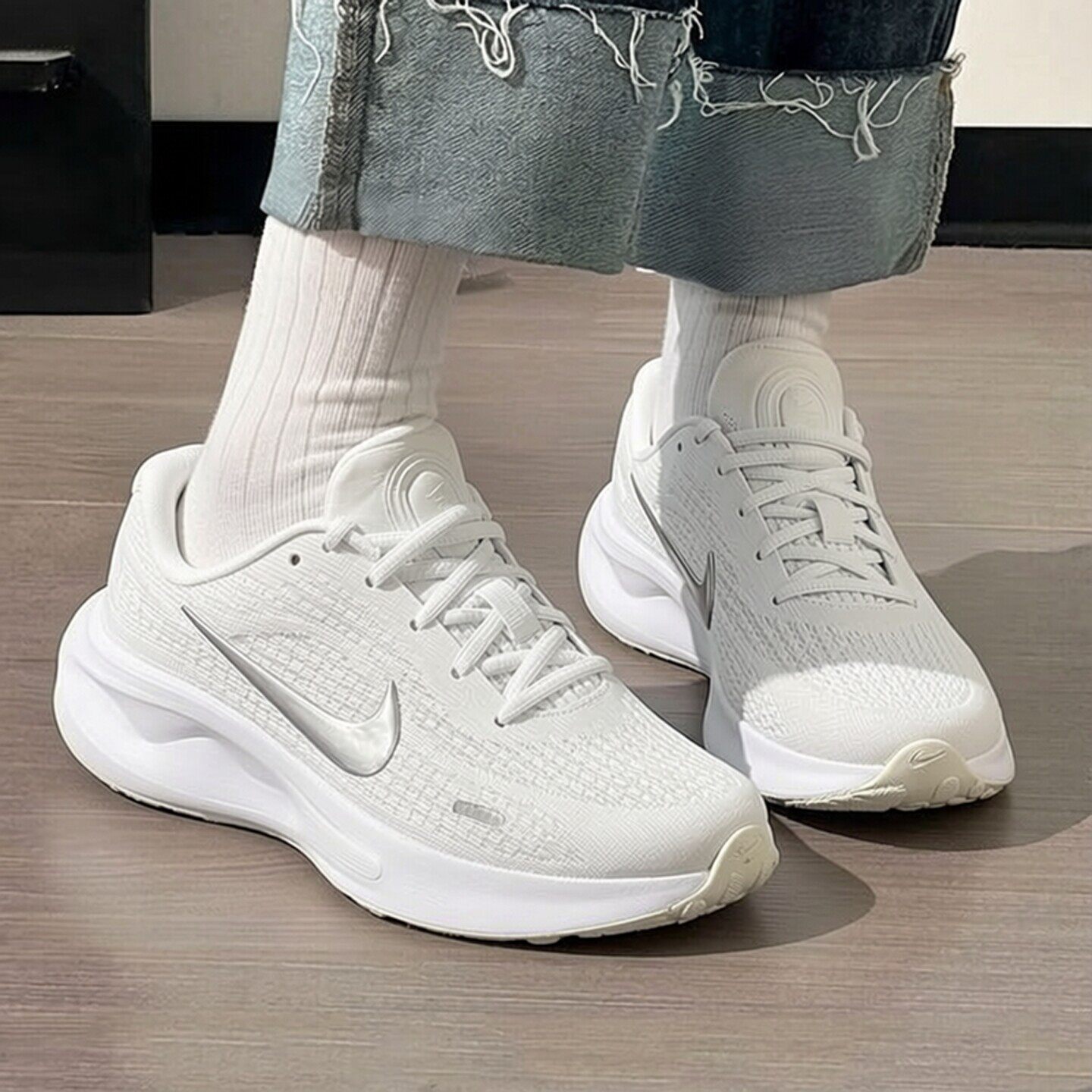 NIKE耐克跑鞋女鞋2026夏季新款休闲运动鞋JOURNEY RUN减震跑步鞋