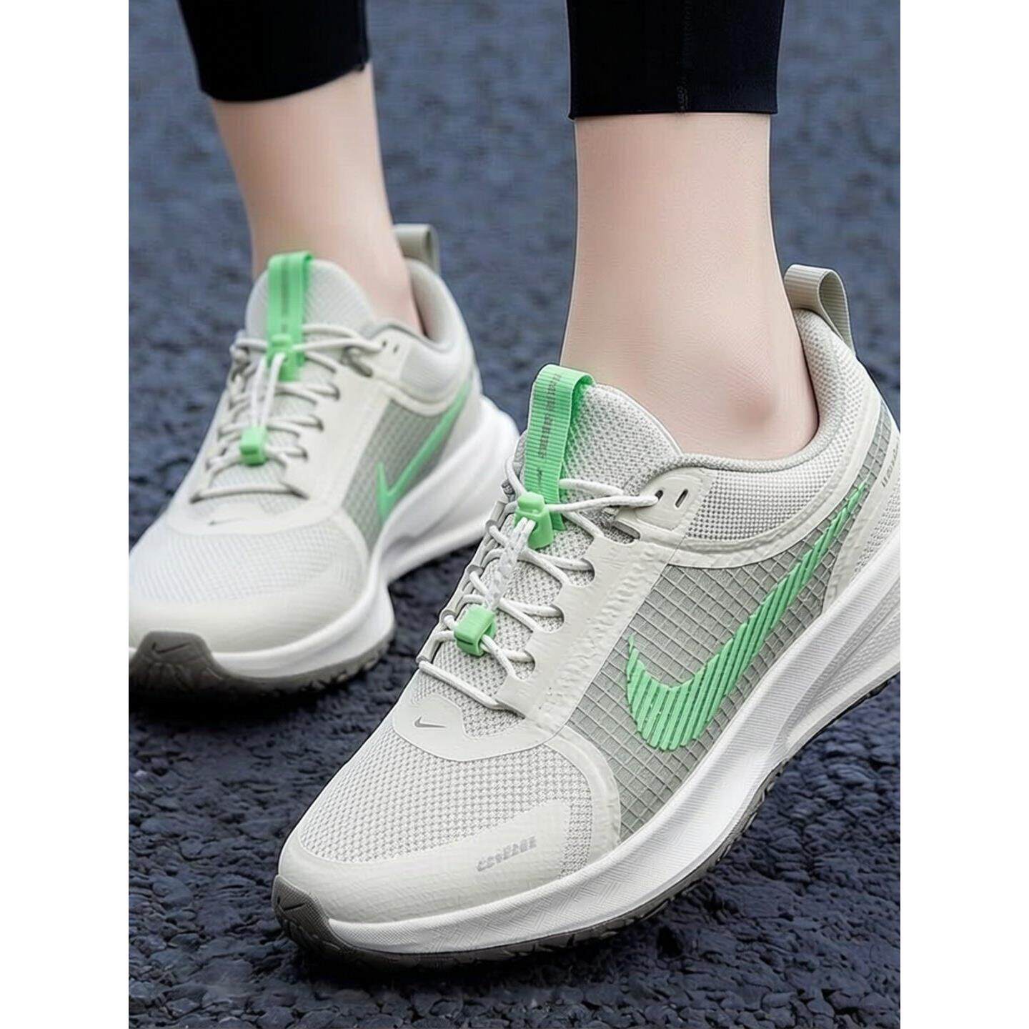Nike耐克鞋子大童鞋轻便透气跑步鞋新款运动鞋网面女鞋缓震休闲鞋