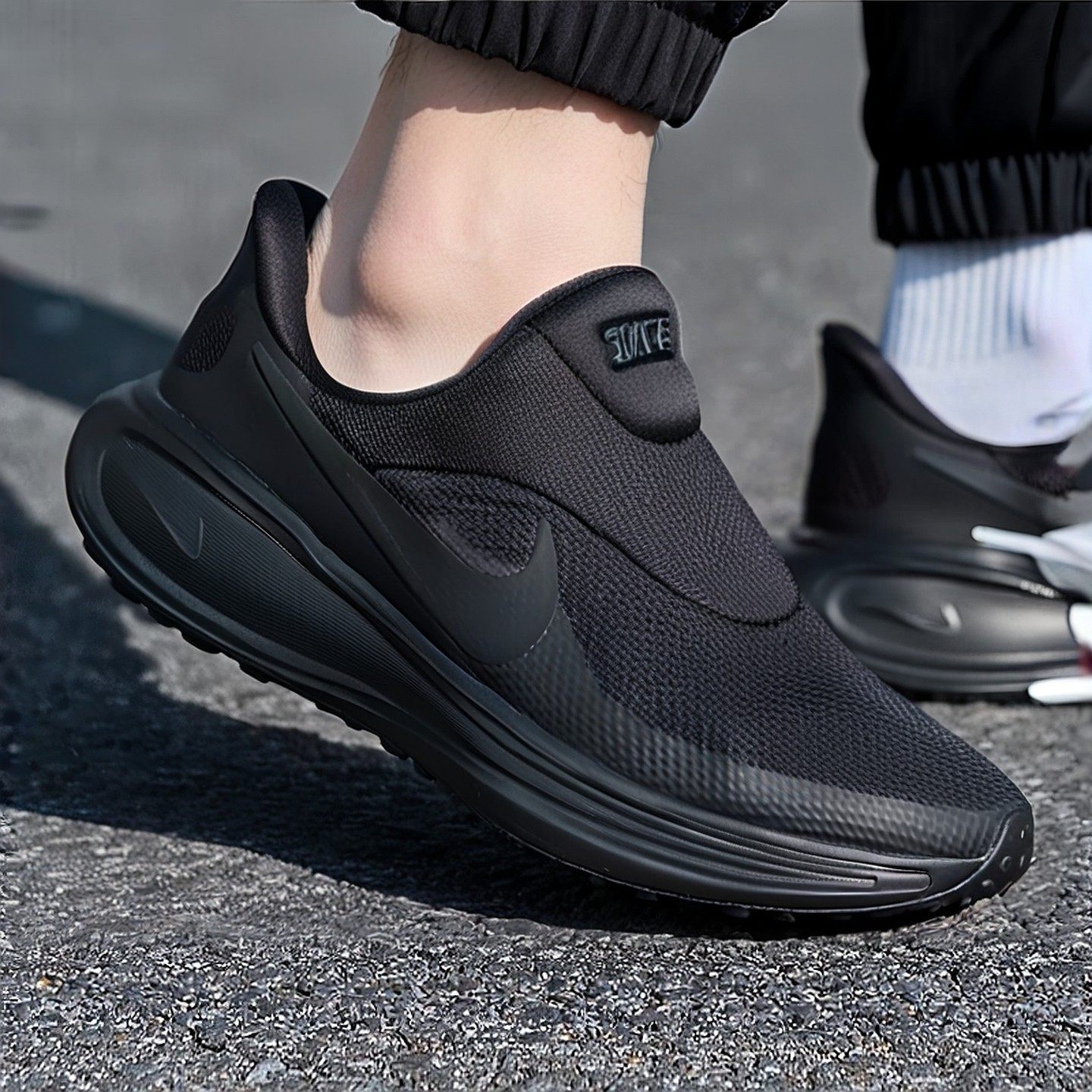 Nike耐克一脚蹬男鞋正品秋冬正品厚底缓震运动鞋易穿脱跑步鞋男