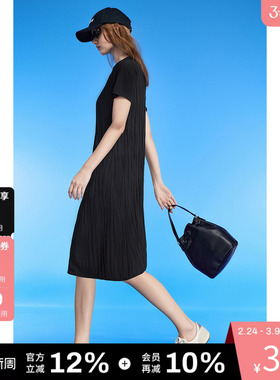 DKNY唐可娜儿夏季短袖连衣裙女圆领休闲百搭褶皱拼接宽松潮流时尚