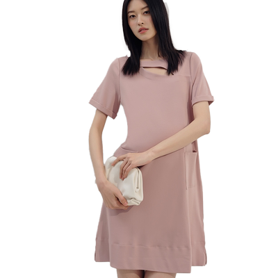 SELLYNEAR不规则镂空圆领连衣裙