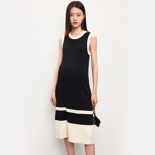 黑色条纹拼接针织无袖背心连衣裙