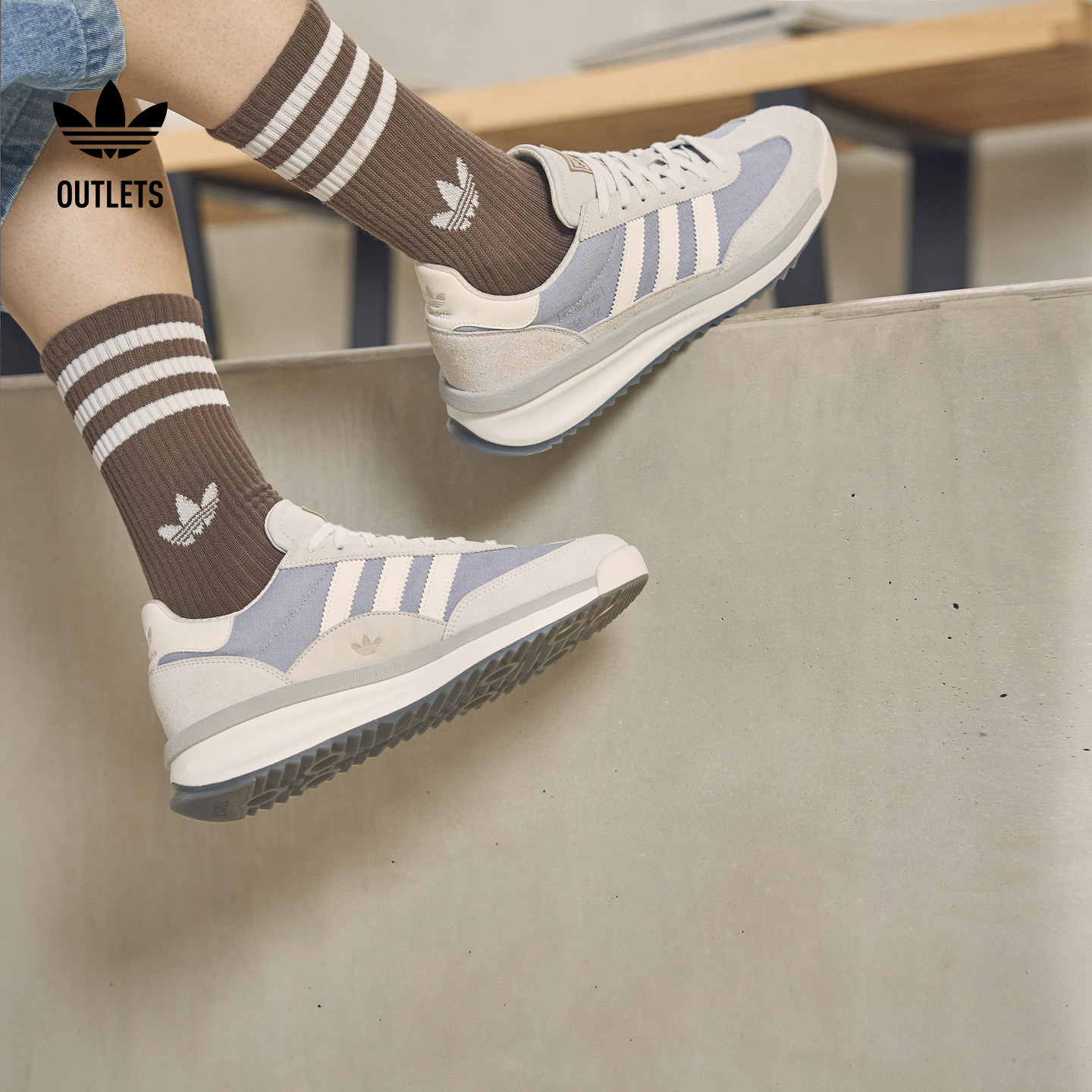 T头鞋阿迪达斯三叶草男女运动鞋