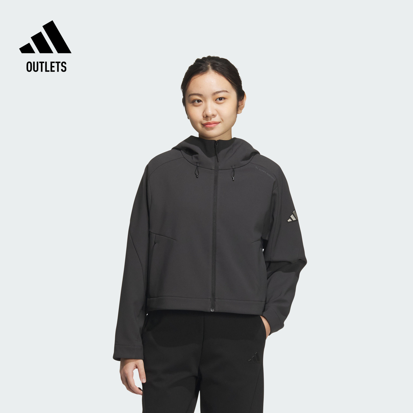 睿族工壳阿迪达斯女拒水防泼外套