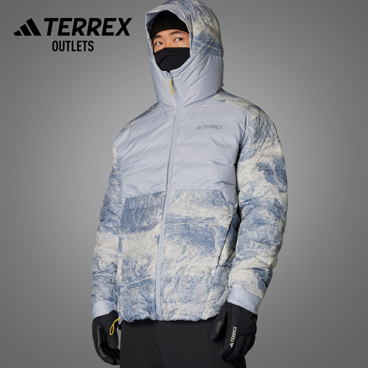 阿迪达斯TERREX联名男鹅绒羽绒服