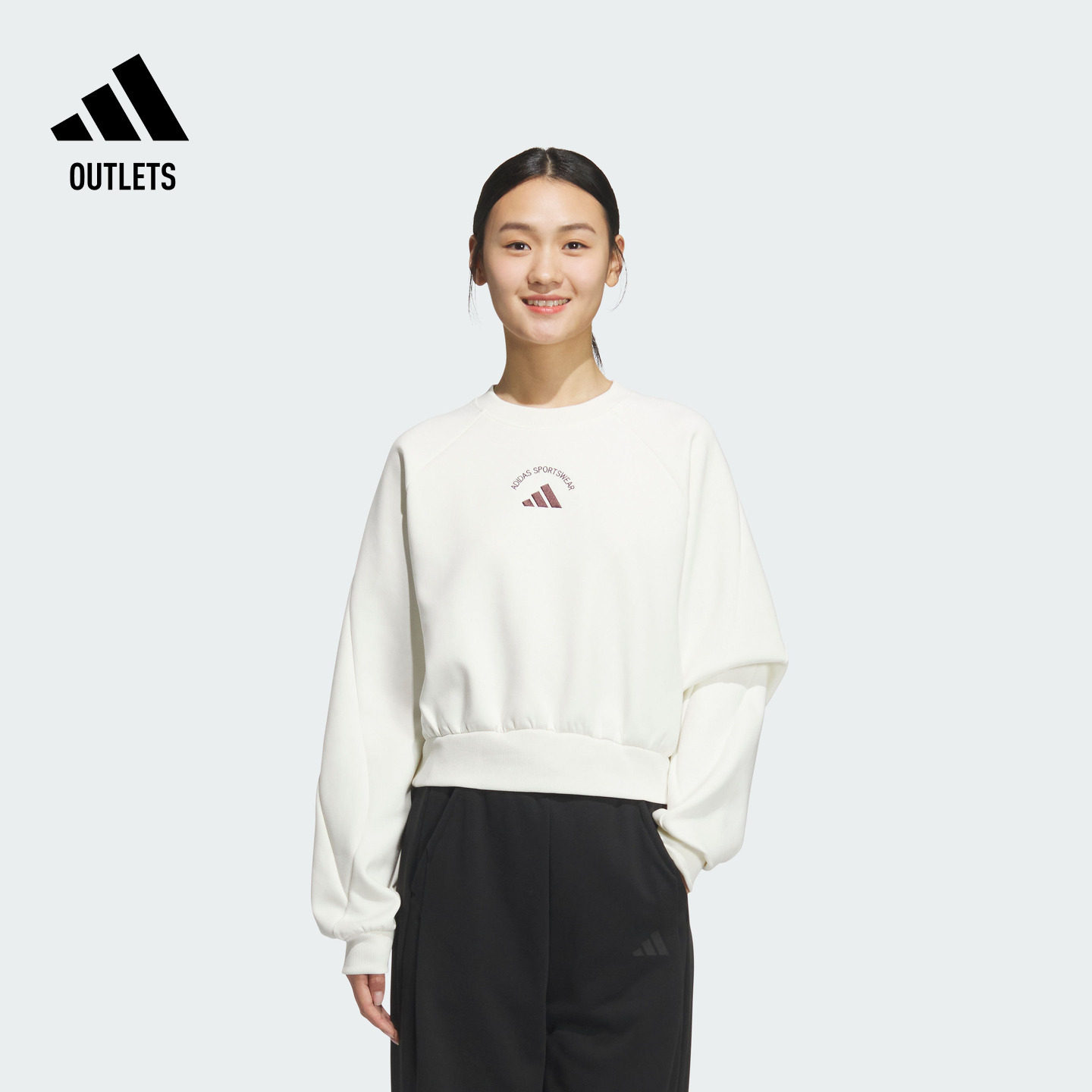 阿迪达斯女子卫衣adidas