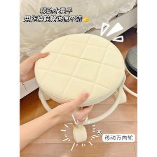 家用亚克力滑轮矮凳可换鞋移动软包坐凳万向轮小凳子客厅带娃神器