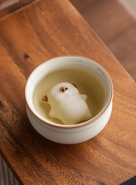 可爱小猪造型茶杯白色陶瓷摆件茶道功夫茶具单杯个人专用泡茶杯