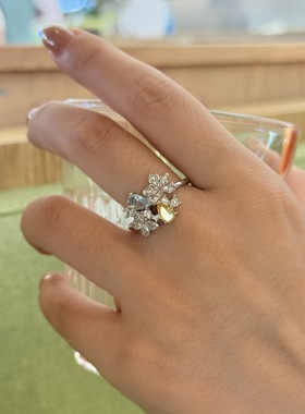 新款华优美戒指蓝宝色彩绚丽时尚