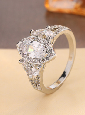 超闪满钻戒指镶嵌马眼锆石钻戒女