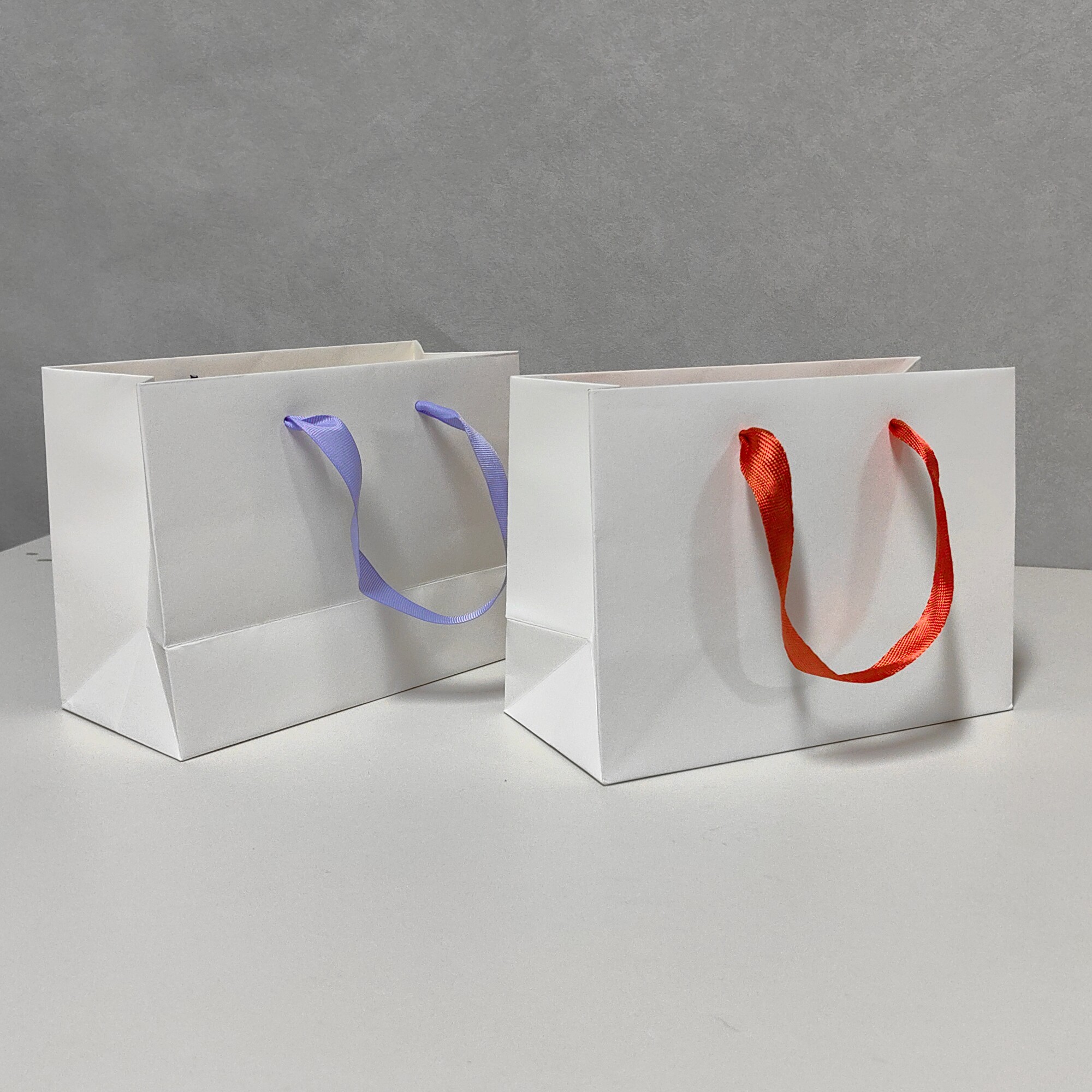 白牛皮纸手提袋迷你小号纯色袋子定制logo通用美妆首饰开业礼品袋