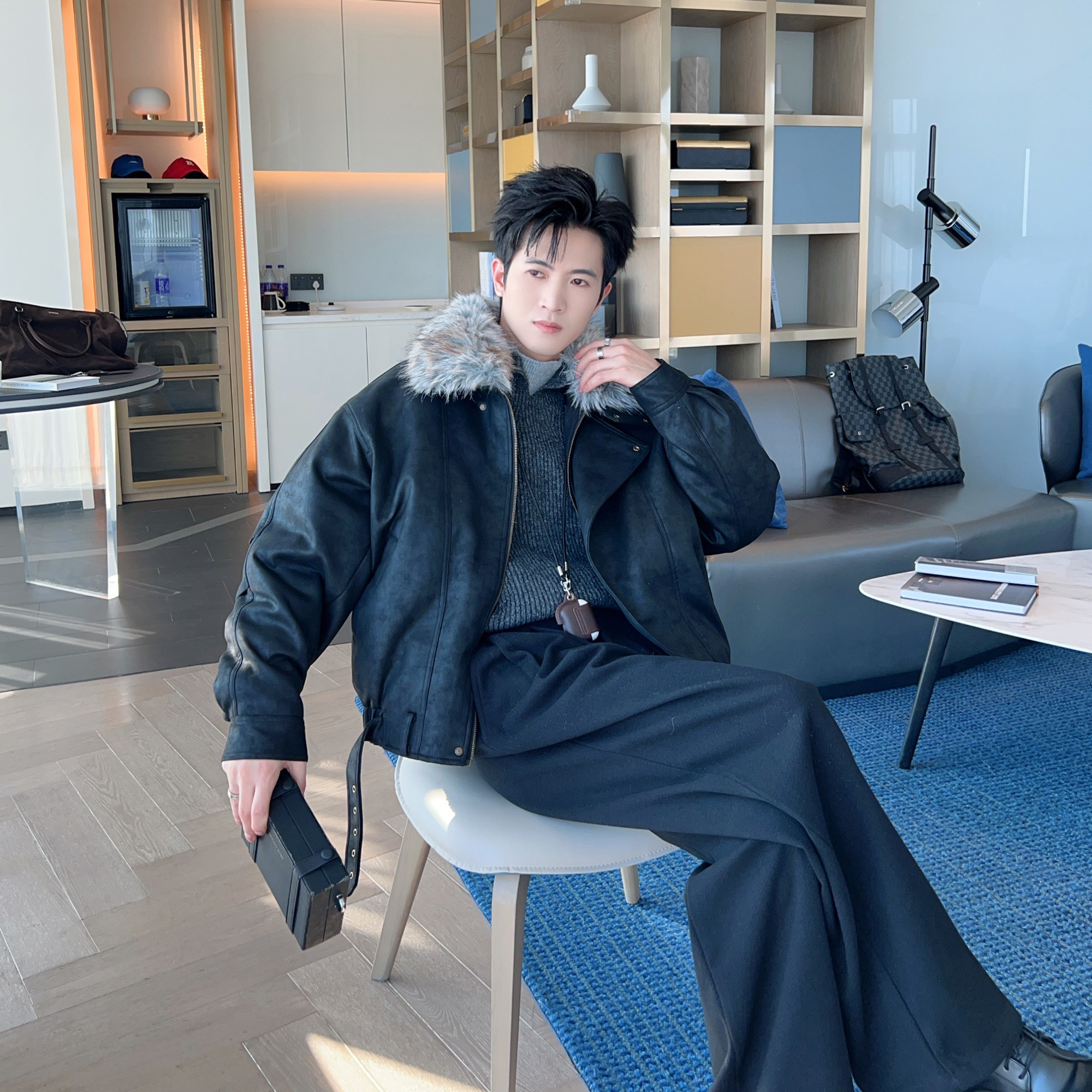 座山雕毛领可拆卸90白鸭绒羽绒服